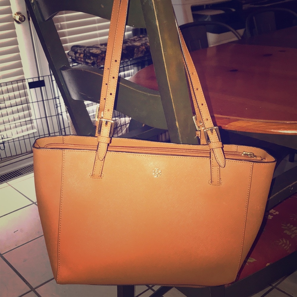 Tory Burch bag